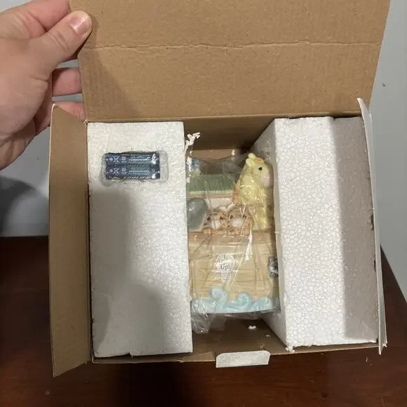 2017 Precious Moments Noah's Ark LED Ceramic Nighlight Bible Religious Gift NEW - Picture 9 of 9